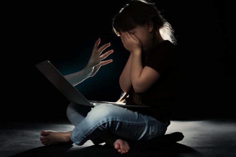 انتشار تصاویر خصوصی